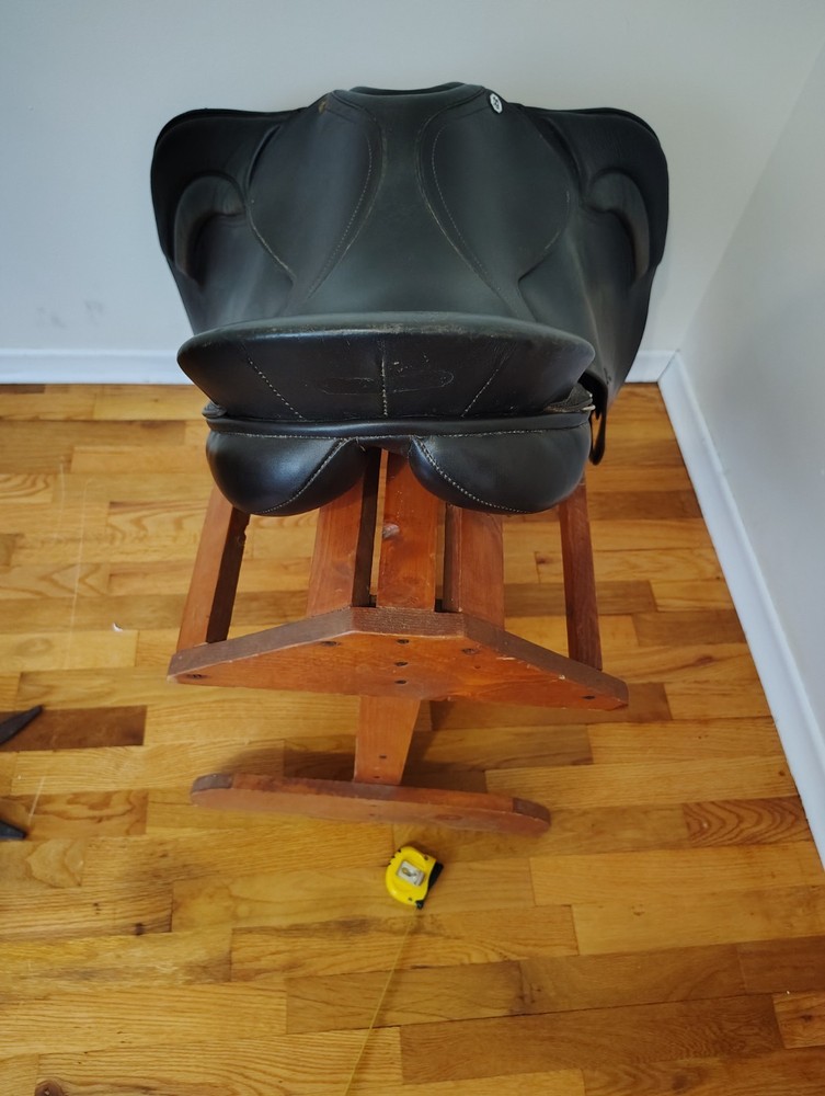 Barnsby Jumping saddle English saddle