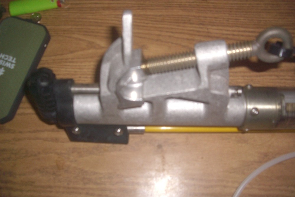 Lineman Hastings Feeder Pull Off Load Pick-Up Tool - 6605