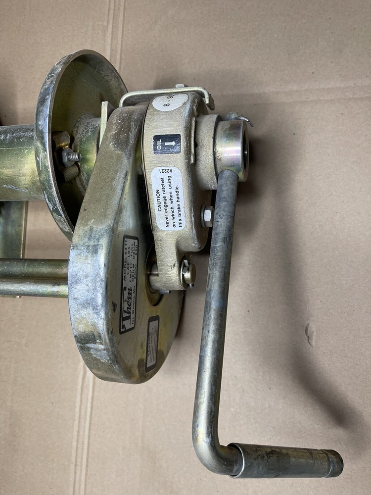 Thern Hand Winch Model 4411