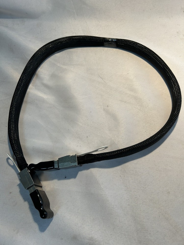 CDFP800 Compact Daughter Card Form-Factor Pluggable 800GB 1M Cable HU421
