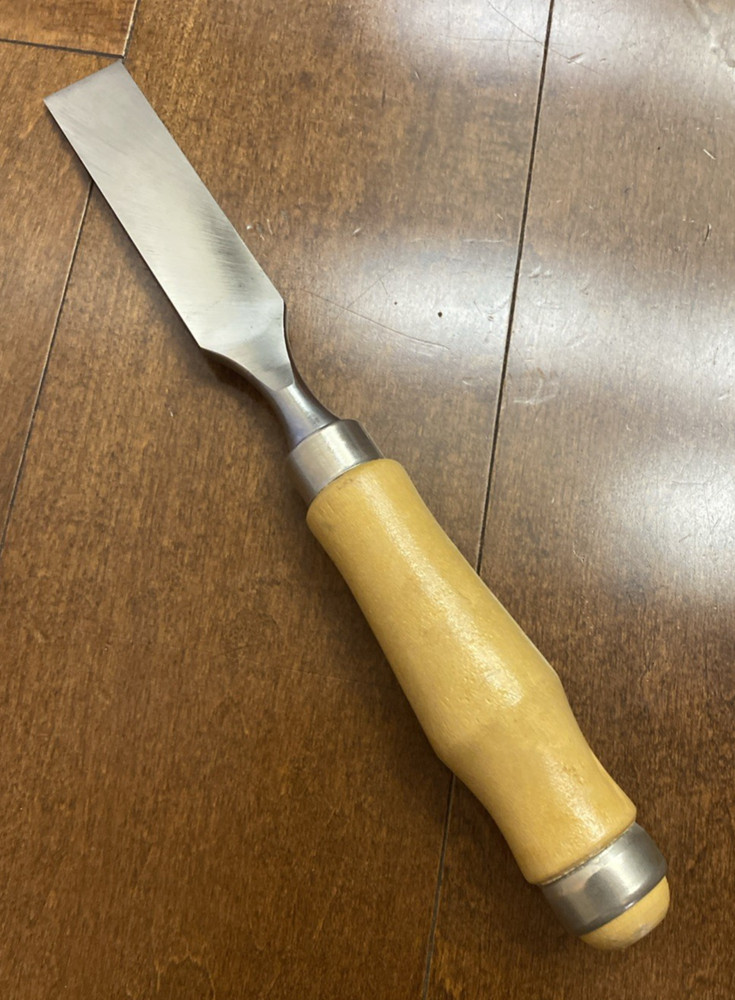 pfeil Swiss Made 26mm (1") Beveled Edge Chisel