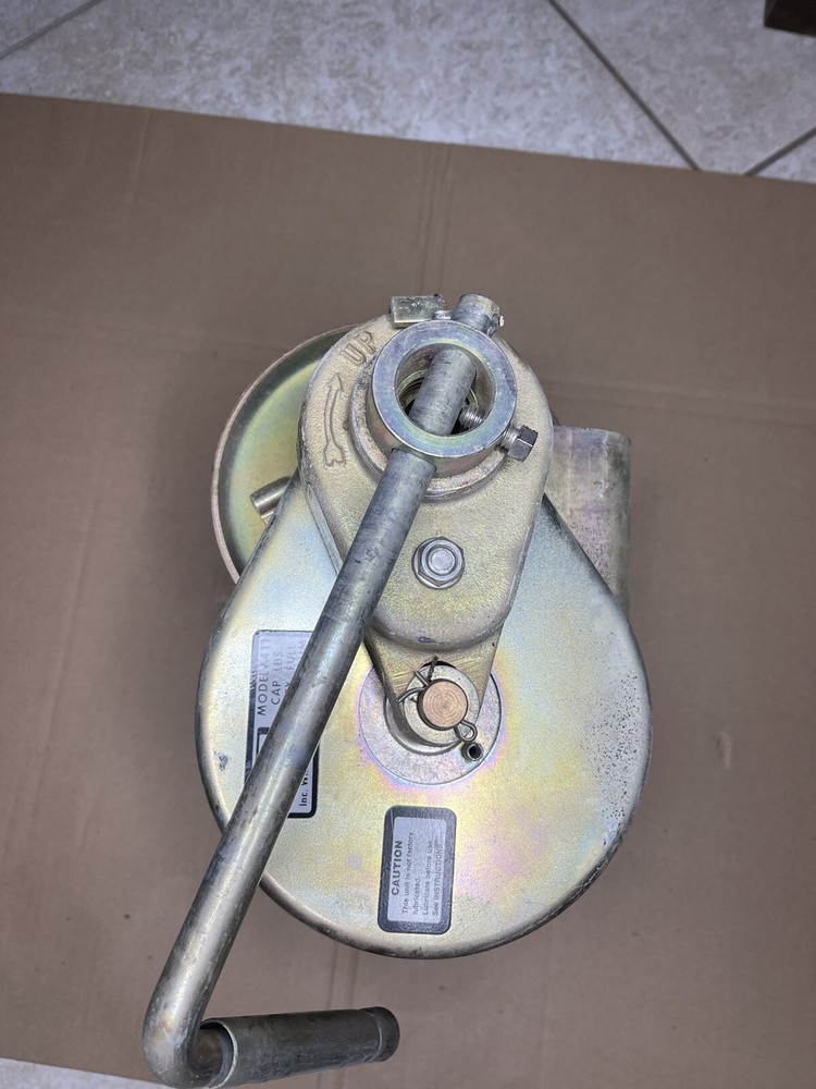 Thern Hand Winch Model 4411