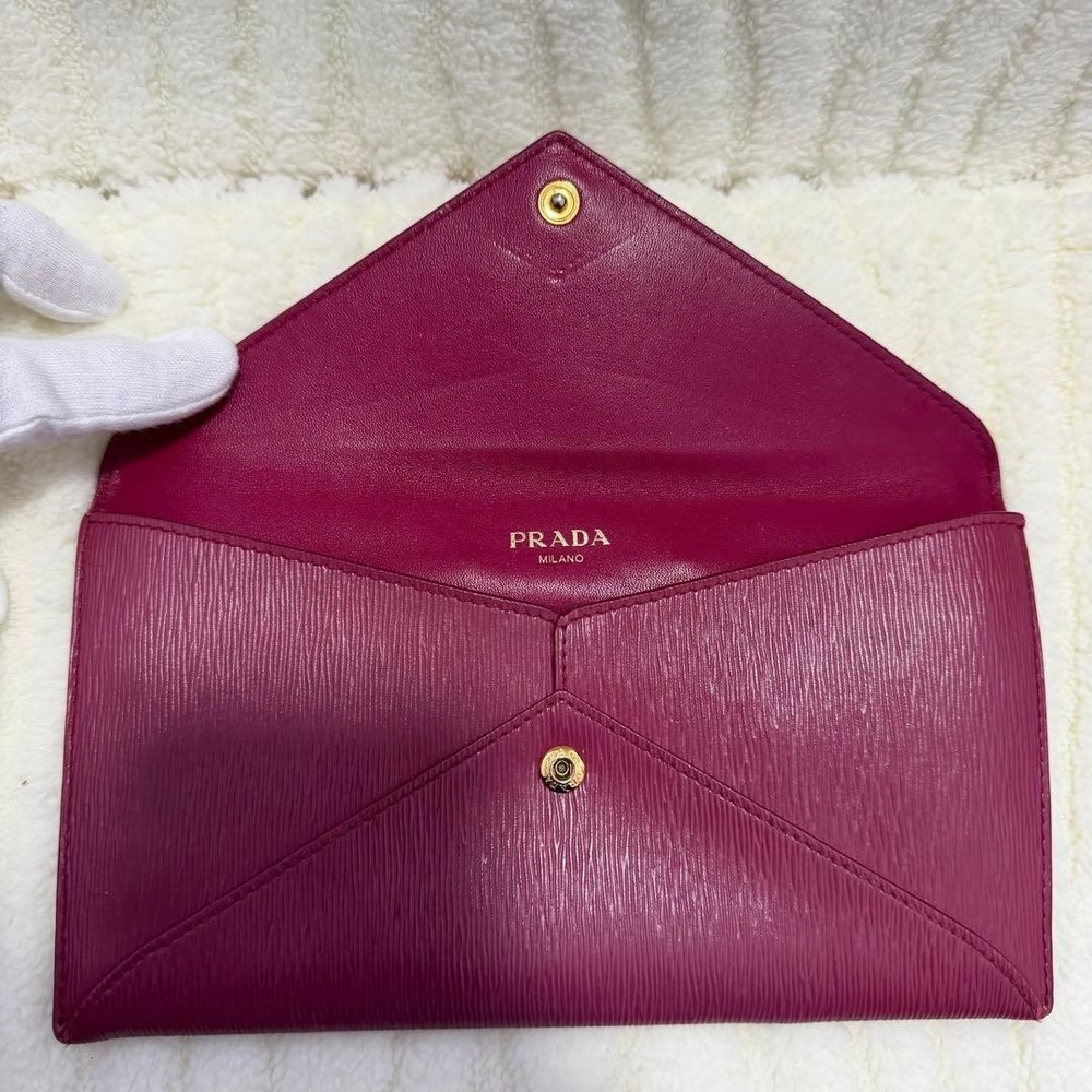 PRADA Pink Solid Folding Wallet for Women excellent gift