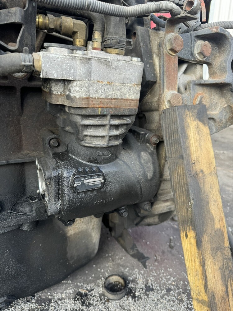 Maxxforce 13 Air Compressor Bendix K044642SC