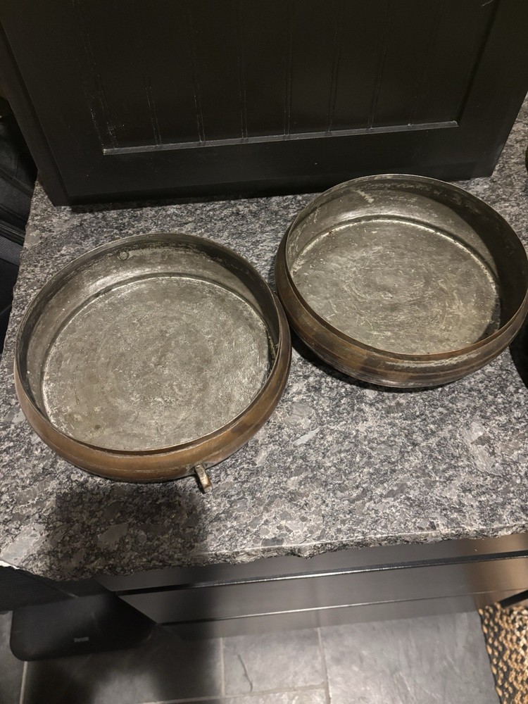 Antique 4 Part Metal Cookware Kit