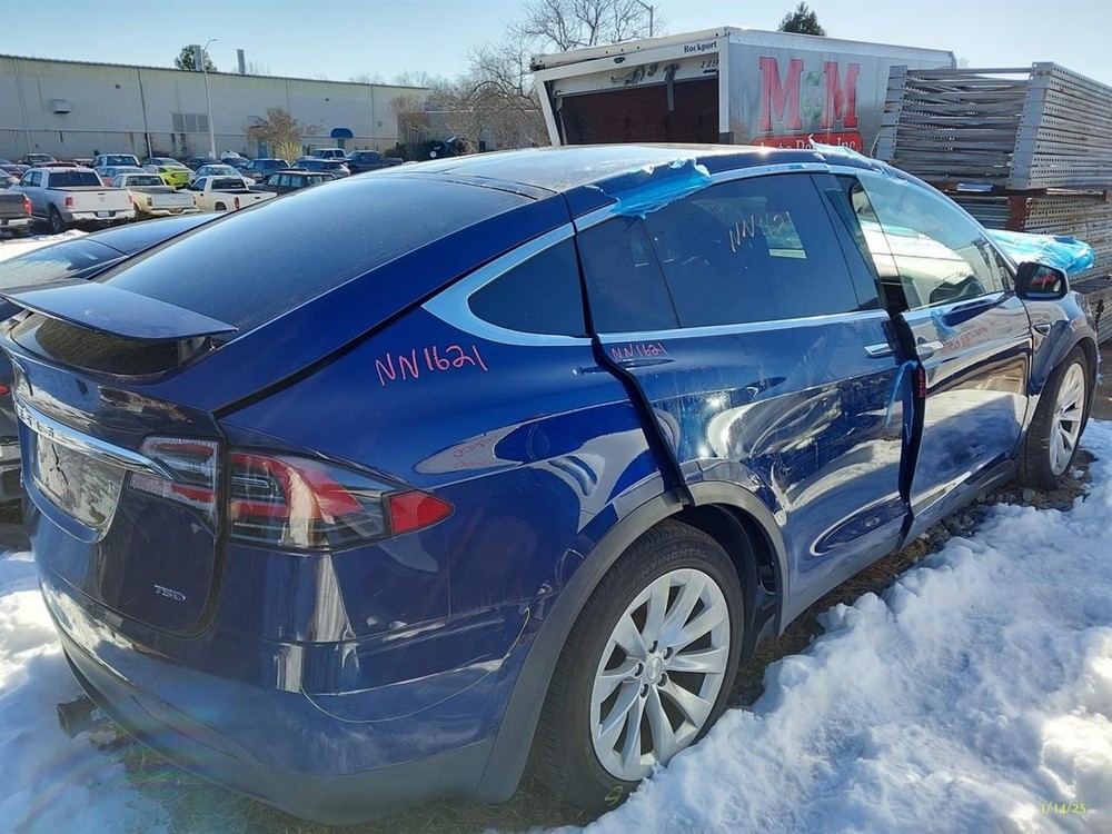 TESLA X 2017 Camera/Projector 3412804