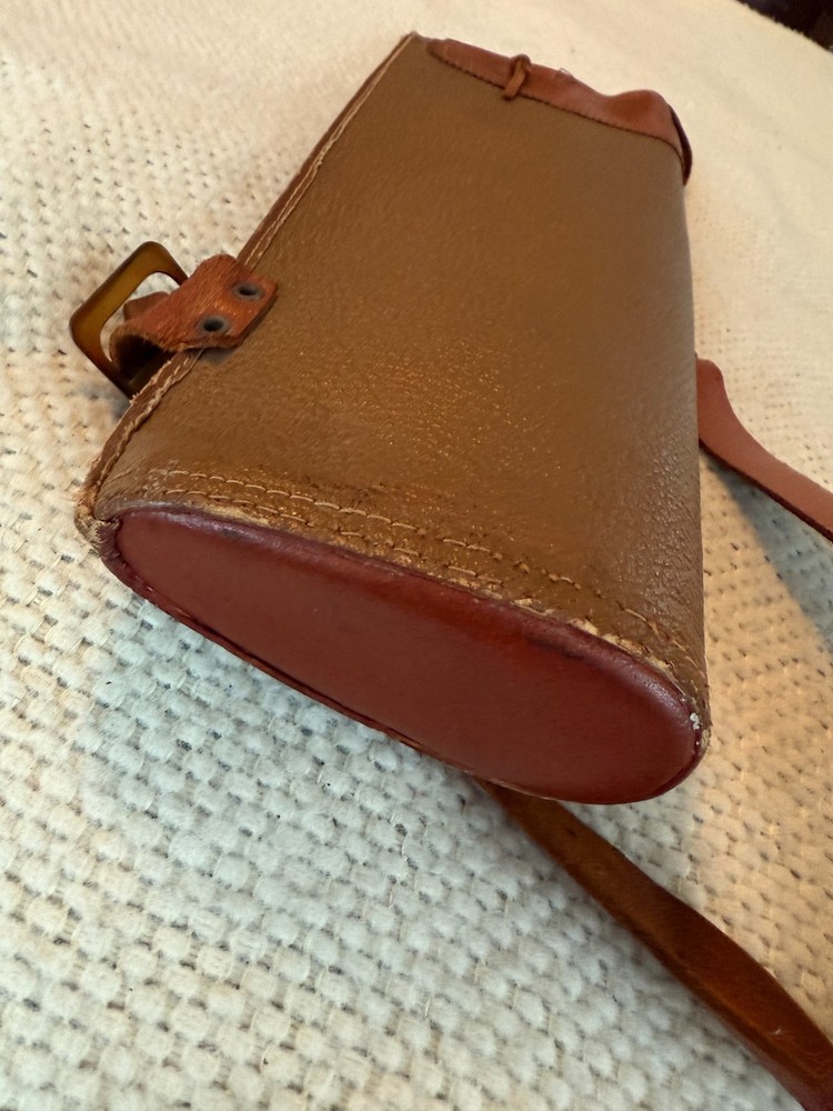 Leather Shoulder Quiver Wall Hanger