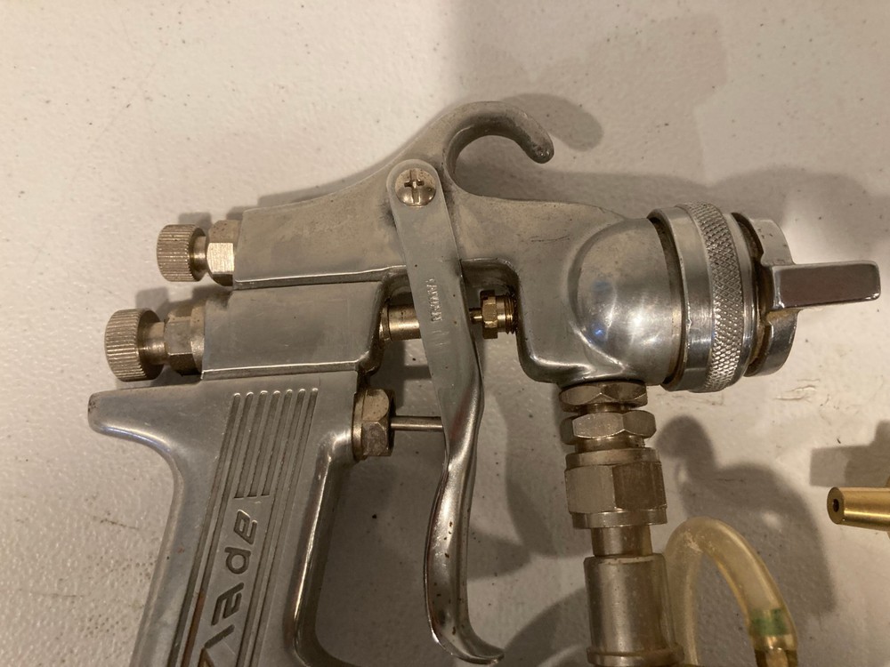 Vellade gravity-feed spray gun + High Pressure Water Spray