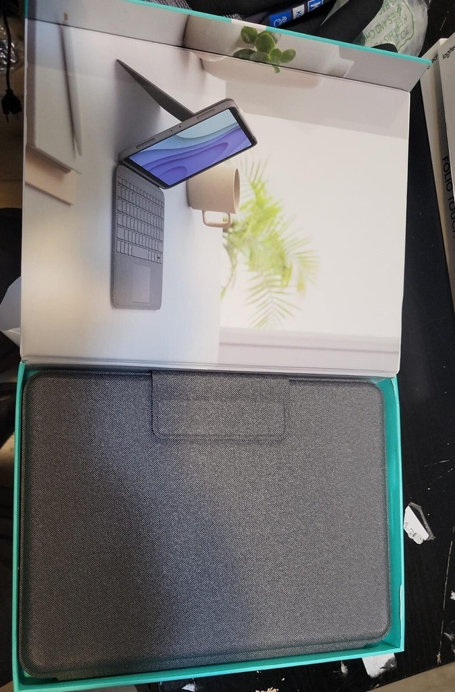 Logitech Folio Touch Keyboard + Smart Connector for iPad Pro 11" 1st 2nd