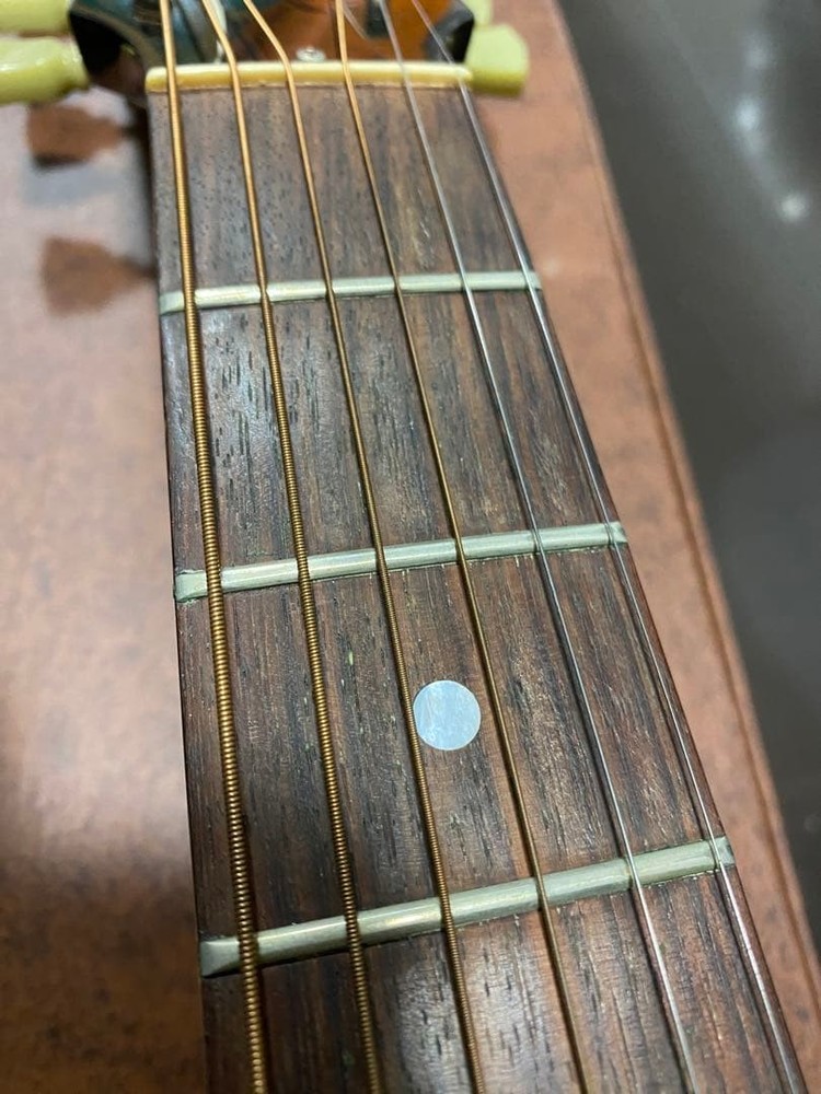 Gibson Acoustic Guitar