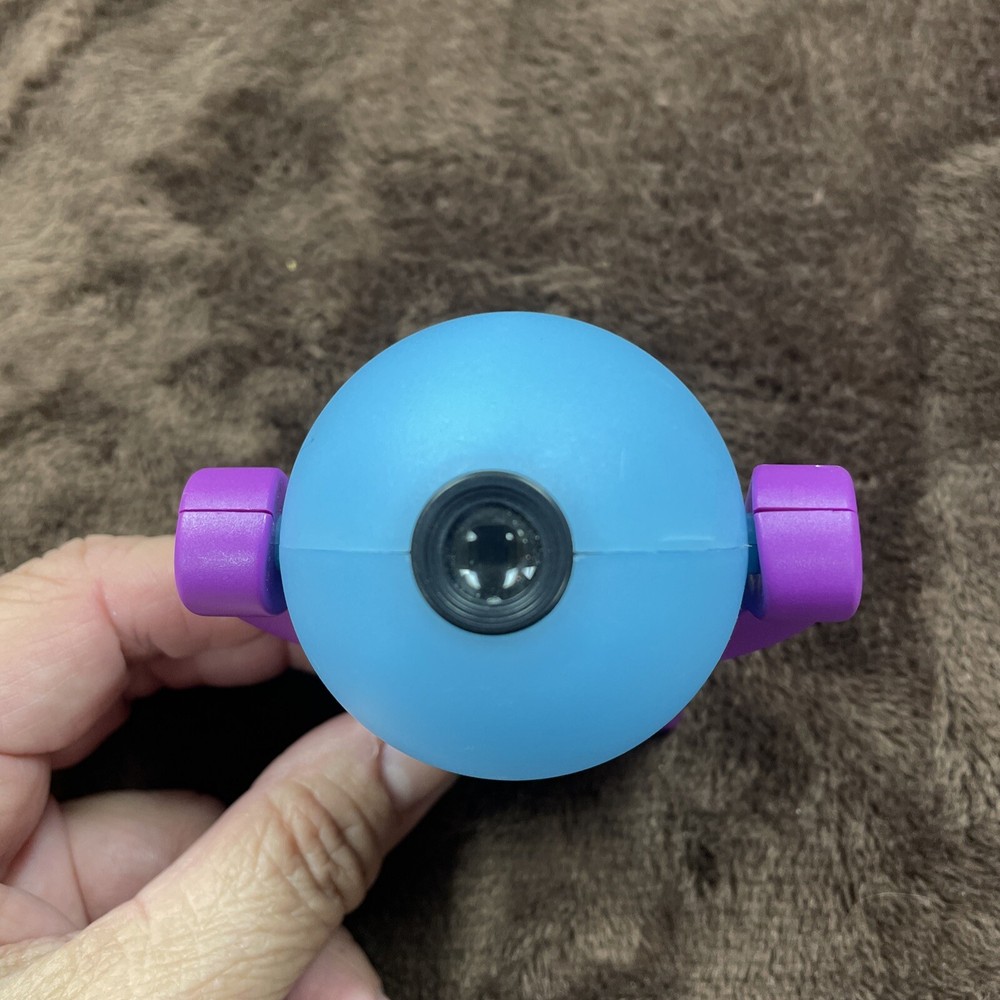 Disney Frozen Projectables Plug In LED Night Light Preowned