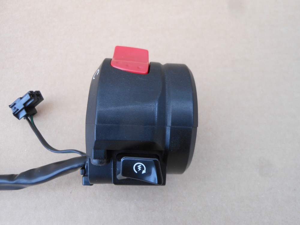 2008 Suzuki GSF1250 Bandit – Switchgear Right Hand