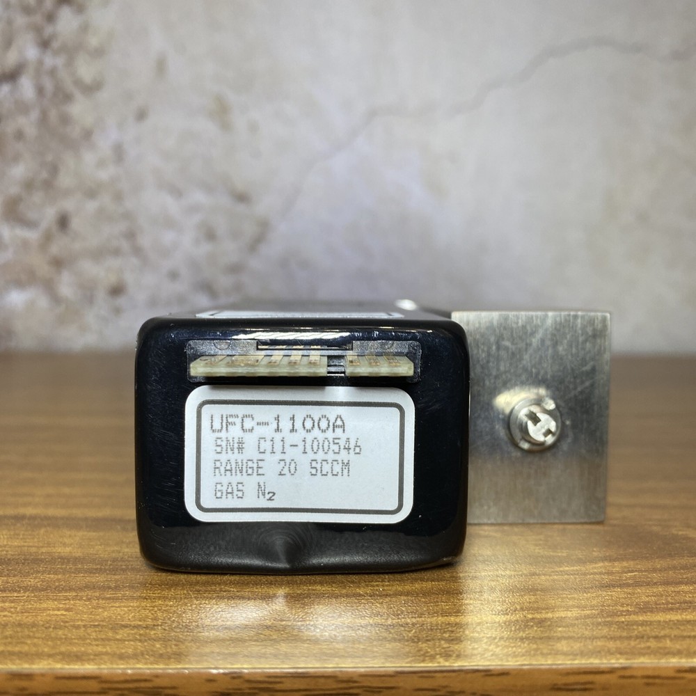 Unit UFC-1100A Mass Flow Controller MFC, N2, 5 SLM E1