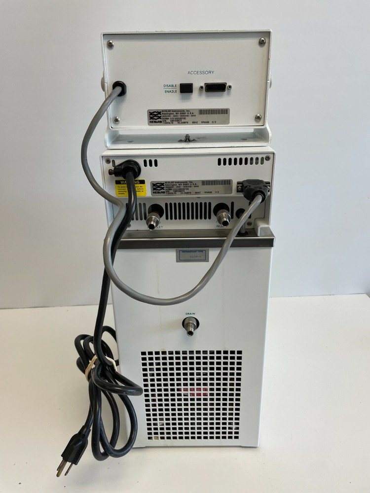 F9: Neslab RTE-100 Bath Circulator with Temperature Controller - Read Condition