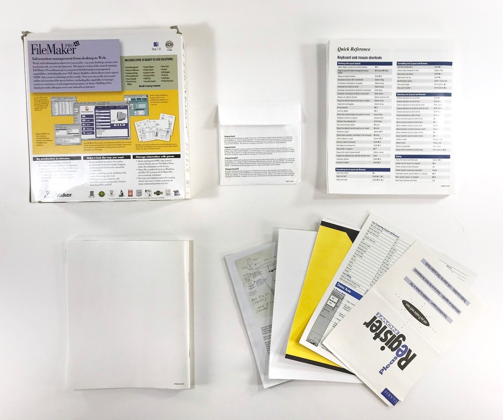 Filemaker Pro 4.1 Software For Mac • Database • Complete in Box w/Serial Numbers