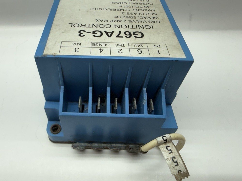 Johnson Controls G67AG-3 Ignition Control Module 24V *Slightly Warped Housing*