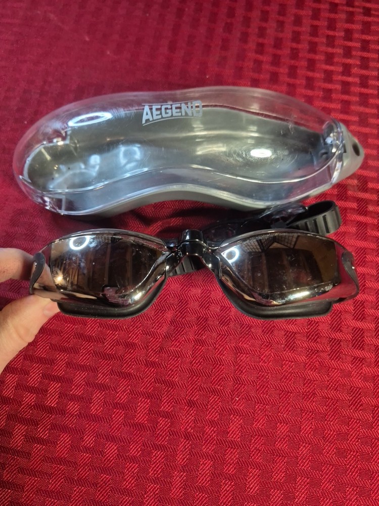 Aegend Mirrored Swim Goggles