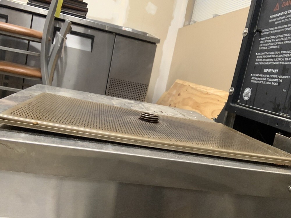 HENNY PENNY FILTER SCREEN (old Style)