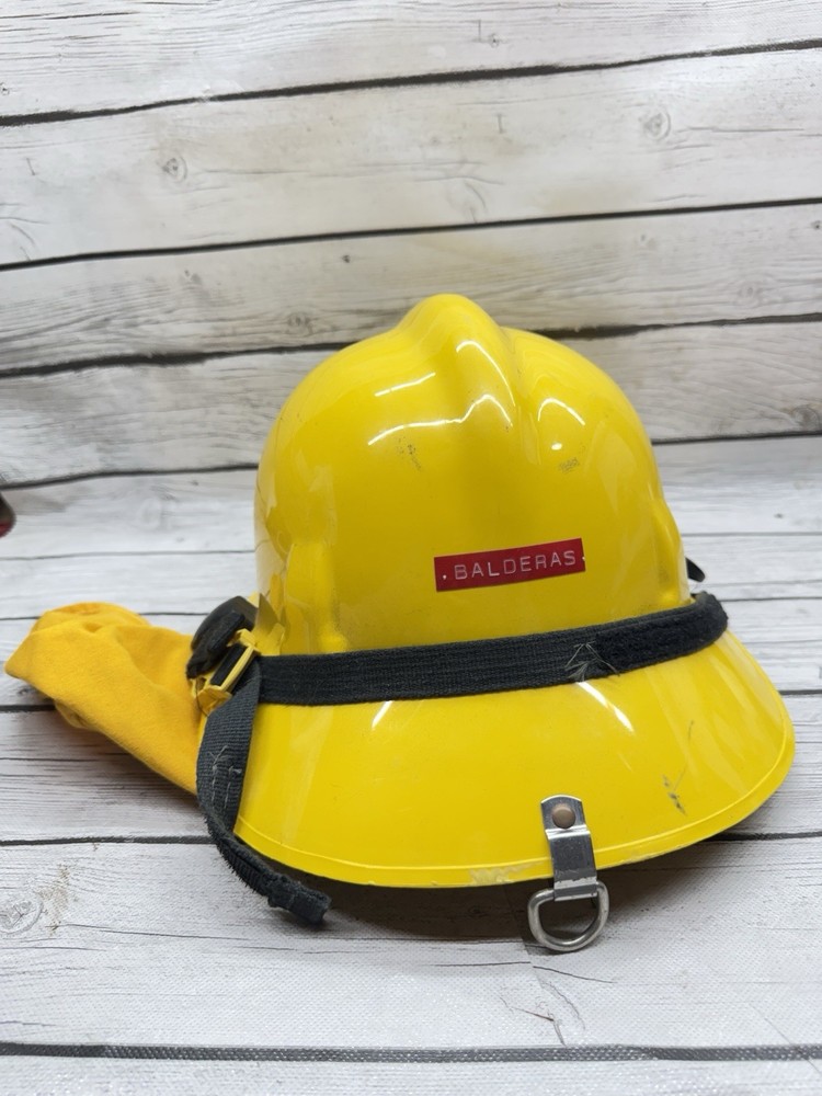 Cairns Structural 360S Fire Helmet Vintage 1998