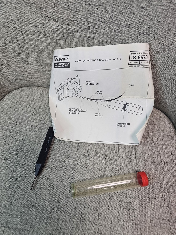 amp extraction tool