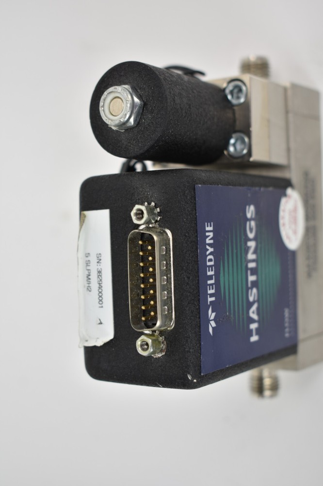 Teledyne Hastings HFC-302 Mass Flow Controller: Range: 5 SLPM/H2 - Gas:H2