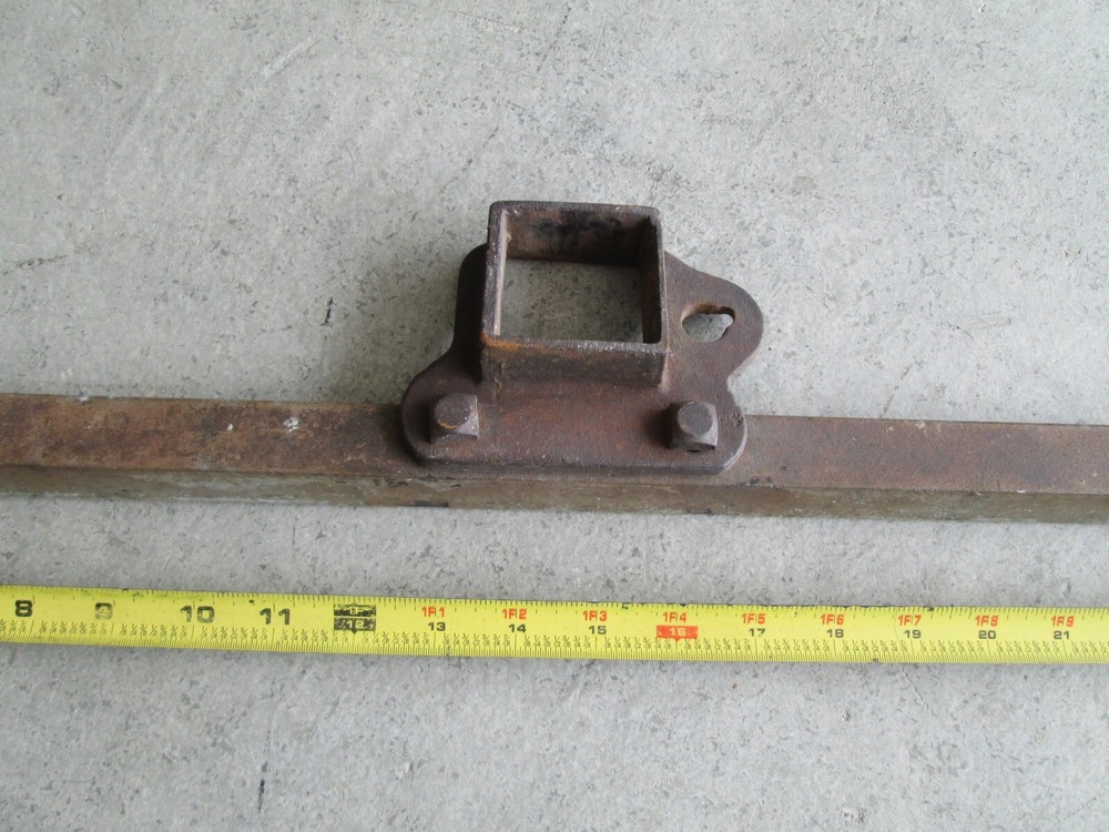 Windmill Pump Pole Guide, center girt mount type