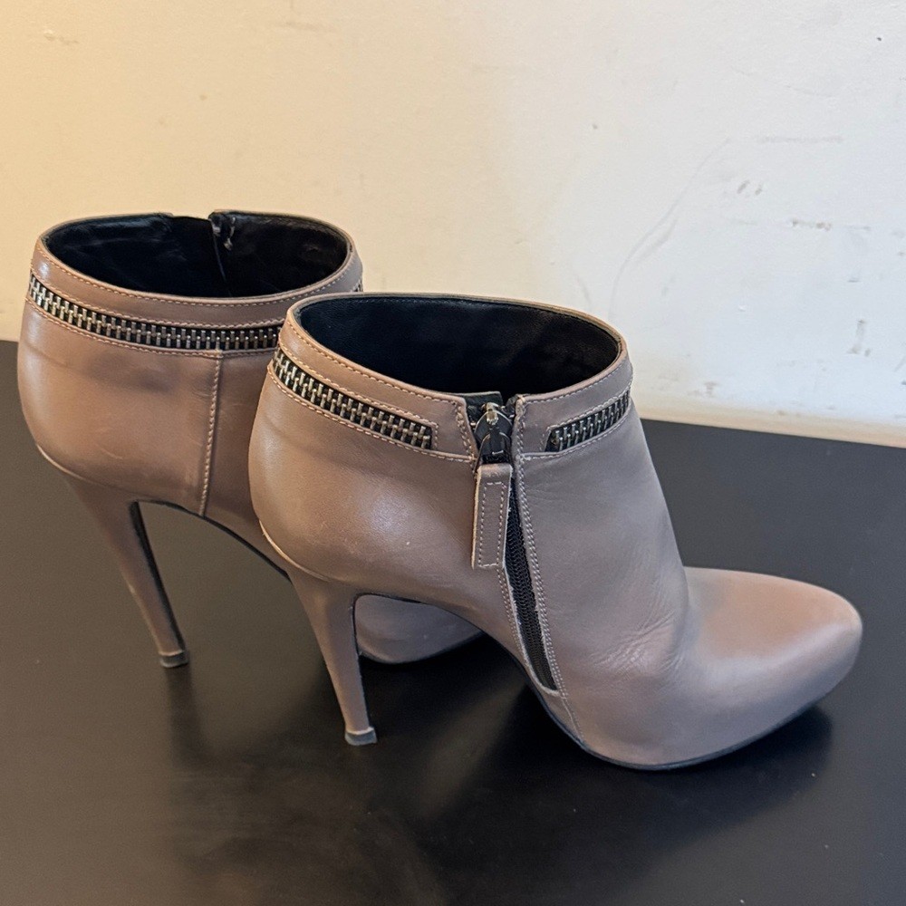 All Saints Chic Gray Heeled Ankle Boots