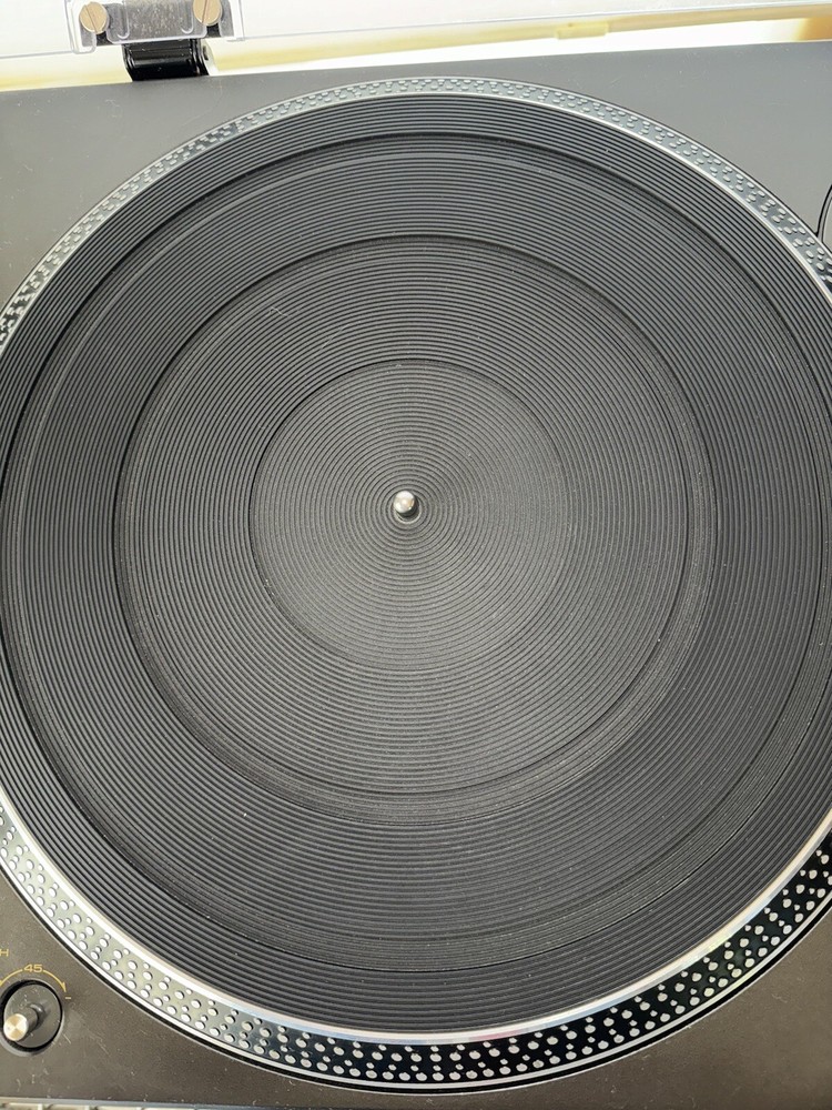 Vintage Technics SL-1510 Direct Drive Turntable WORKING