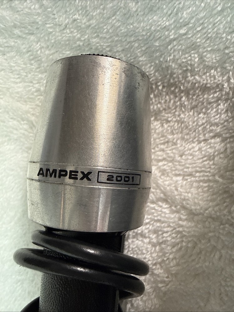 VTG 1960's Ampex Model 2001 Dynamic Microphone Mic w/ Soft Case