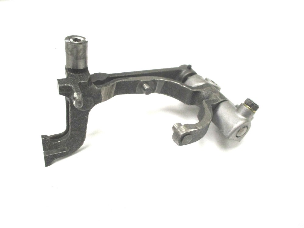 1E166-56053 GENUINE KUBOTA FORK LEVER D902