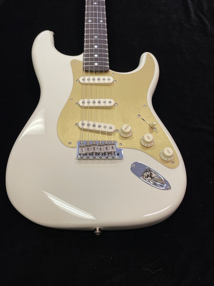 Fender Custom Shop S23 LTD RSTD Strat Desert Tan