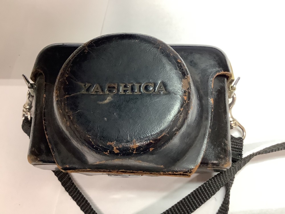 Yashica Half 17 Camera case