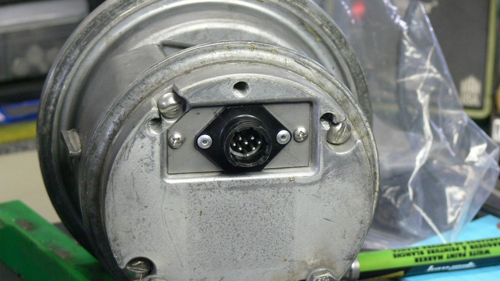 hy gain antenna rotor Connector