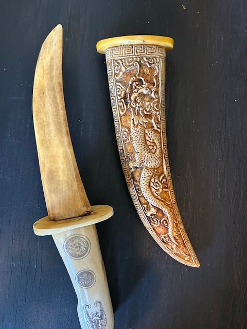 Carved knife / dagger 9"  Chinese Dragon's