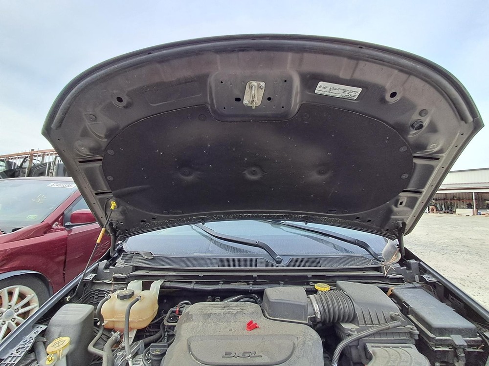 Used A/C Selector Switch fits: 2020 Chrysler Pacifica front 3 zone temperature c