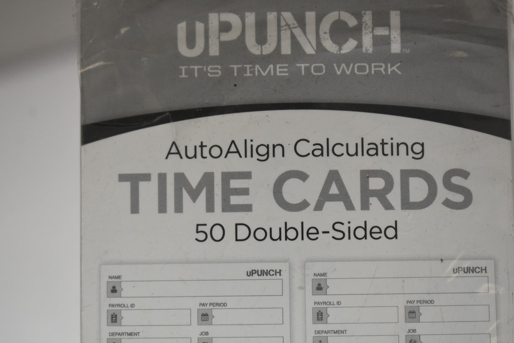 UPunch AutoAlign Calculating Time Cards 100 Double-Sided Top-Loading HNTCL2050