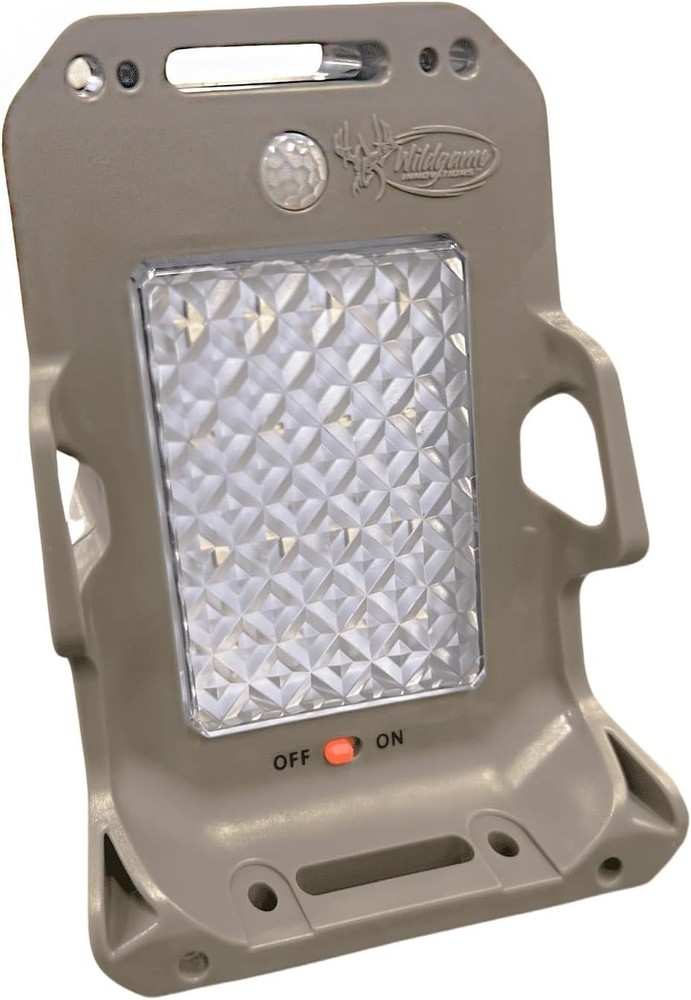 Night Hunting Green Light with Solar Panel - Motion Sensor Feeder Illuminator