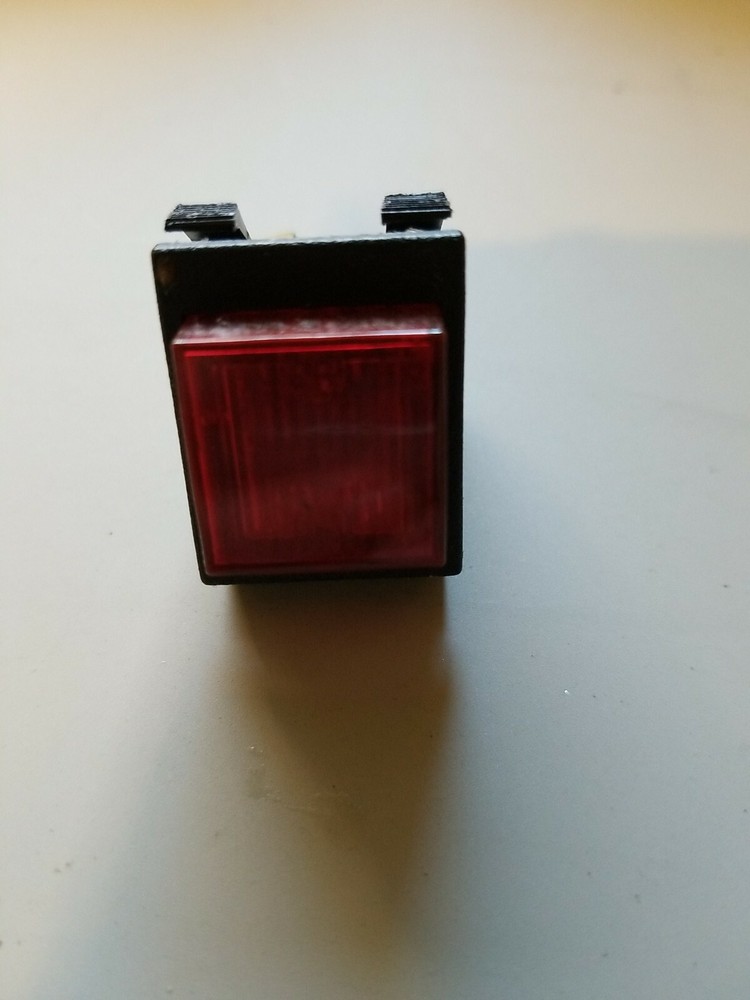 CECILWARE L574A Push button red square