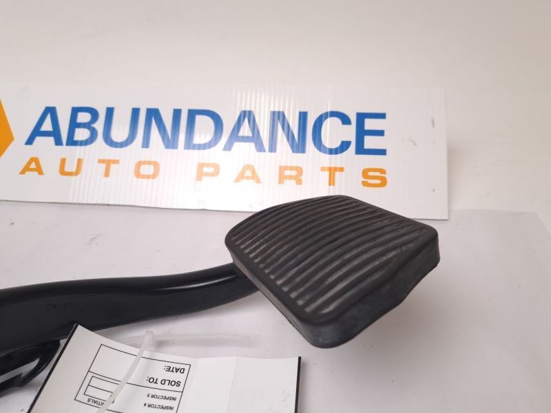 BRAKE PEDAL FOR VOLVO S60 2005