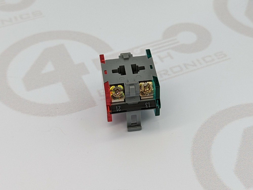 Universal Instruments Radial Contact Block 43346206