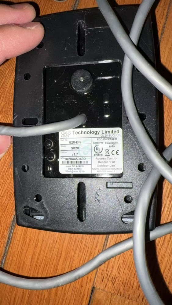 G4S ( AMAG Technology ) S820-BK Prox Card Only Wallswitch Mounting Reader