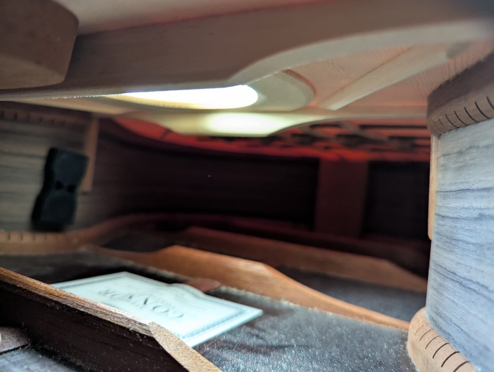 2013 Connor classical guitar Spruce