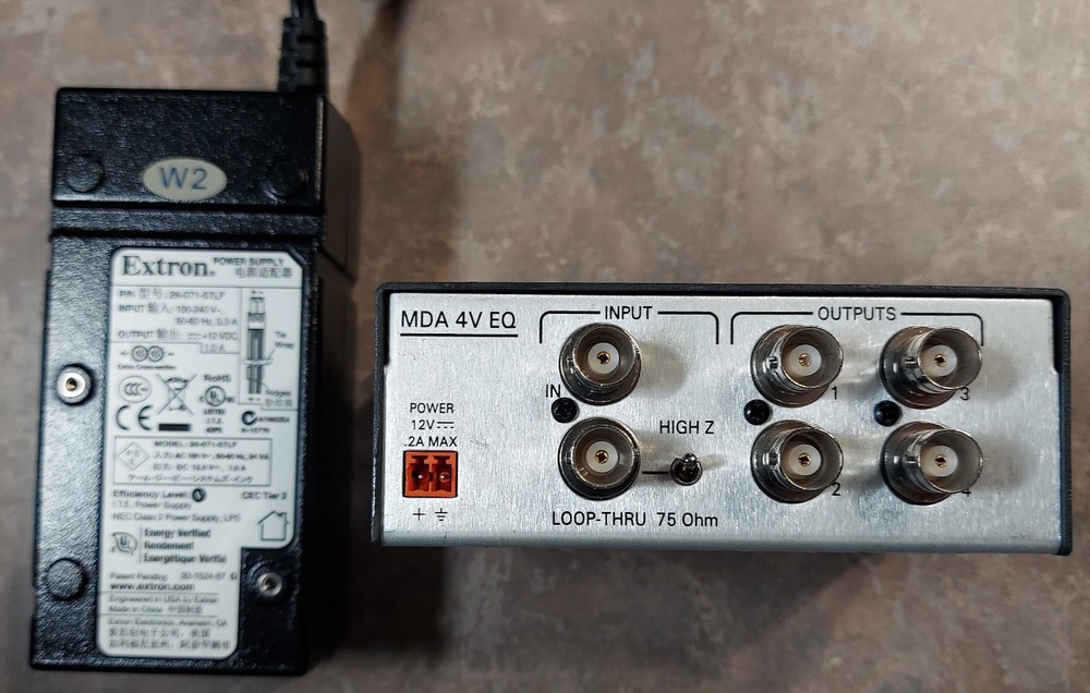 Extron Versa Tools MDA 4V EQ Composite Video Distribution Amplifier