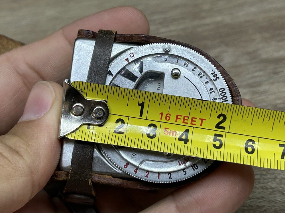 Vintage FR EM-1 Selenium Light Meter w & Leather Case