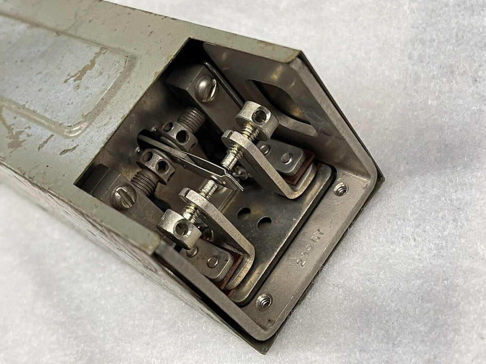 Vintage Relay 239-GY