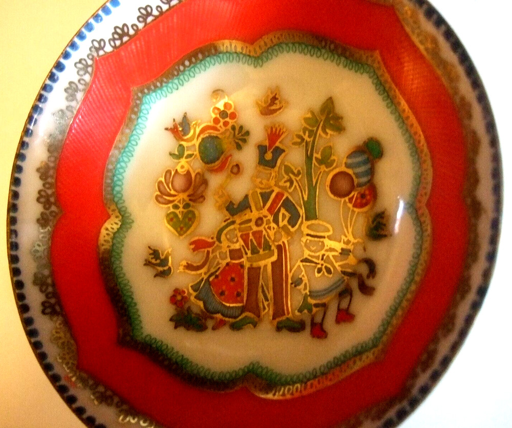 Austrian Enamel Bowl Soldier with Child