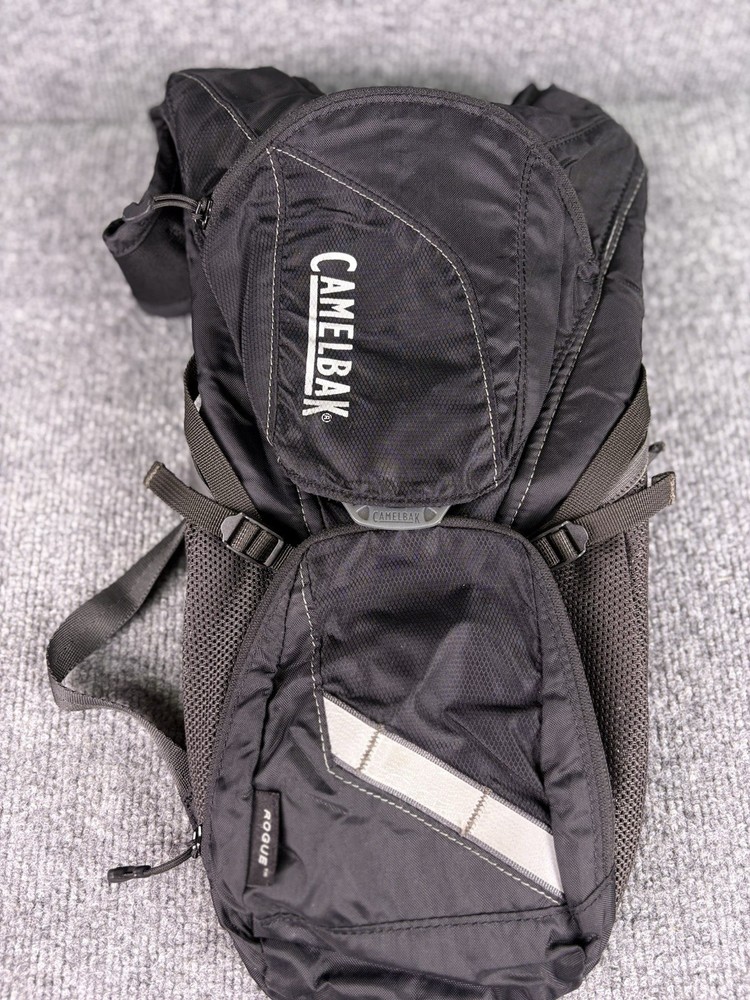 CamelBak Rogue Light 7 Hydration Pack70 Oz Black