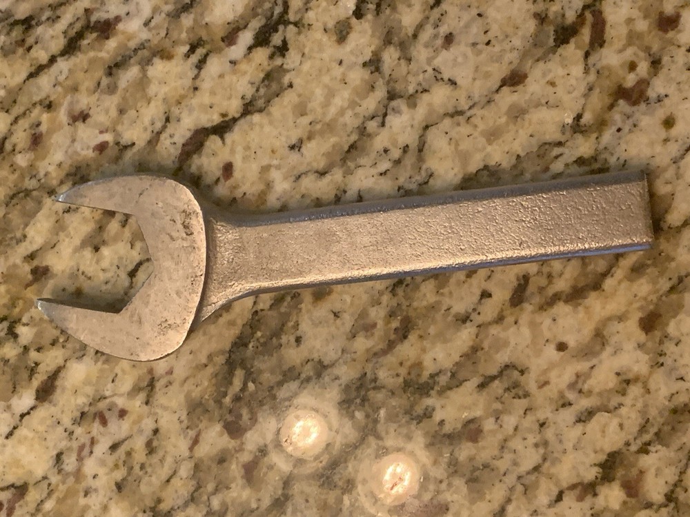 1 5/18 open ended wrench 1174