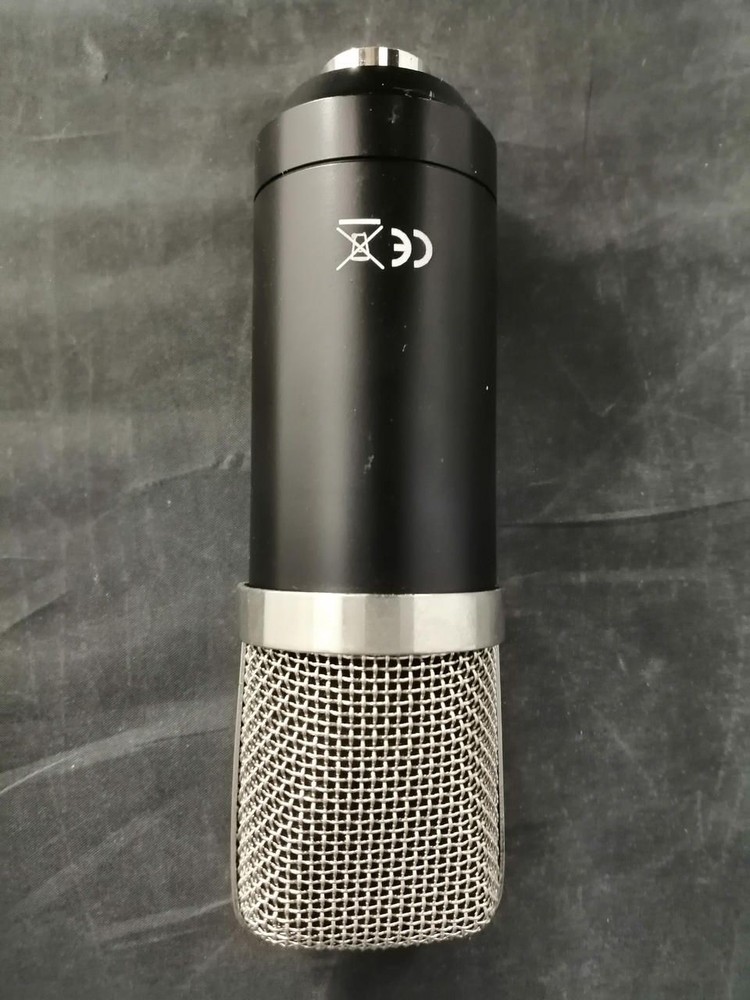 NEEWER Condenser Microphone NW-700 Used