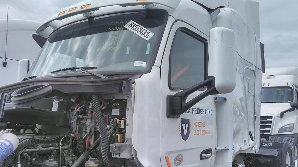 Replaces 2018 PETERBILT 579 CAB ,  OH